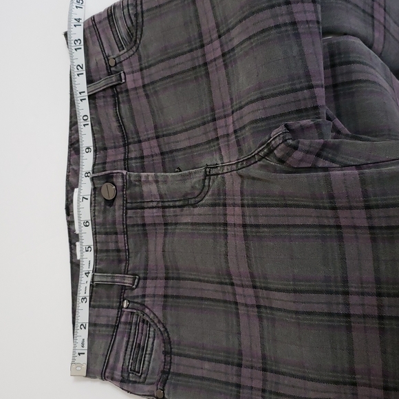 Per Se by Carlisle Plaid Pants - Picture 9 of 9